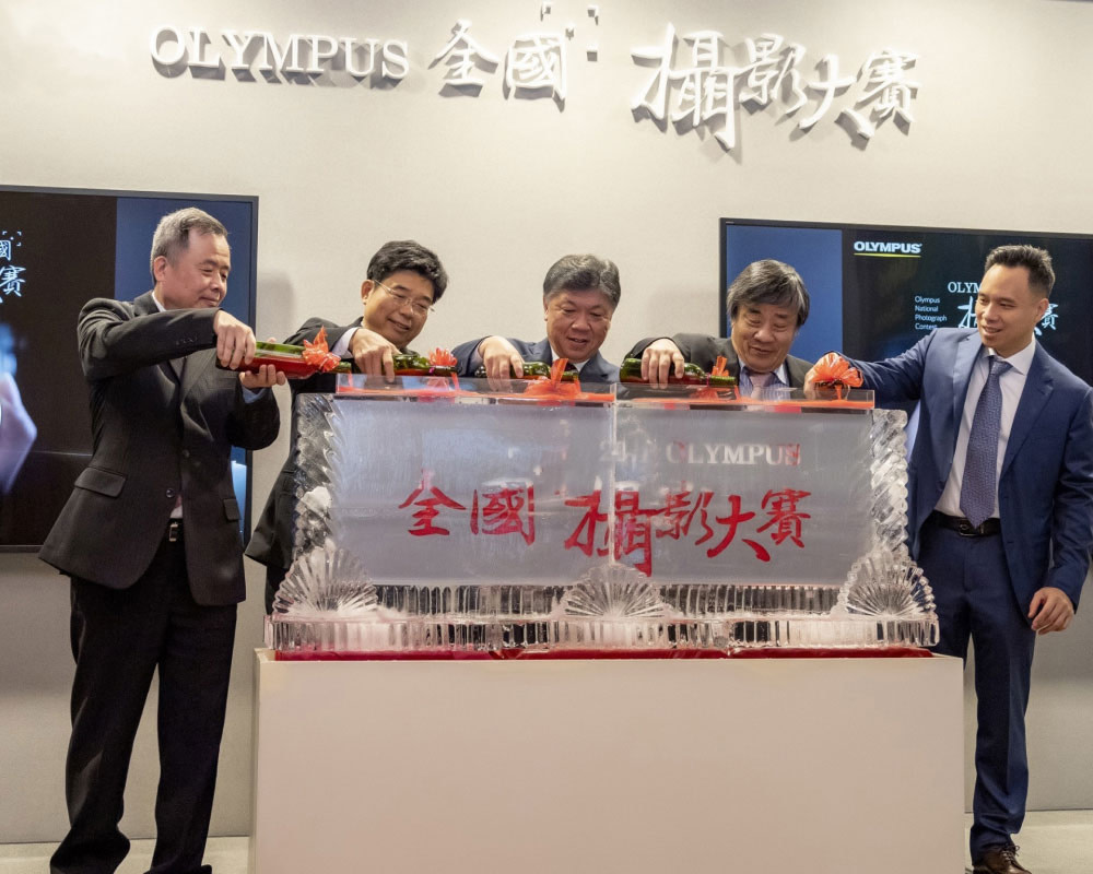元佑映像舉辦首屆 OLYMPUS 全國攝影大賽,連續舉辦至今乃成為年度攝影界之比賽盛事。
