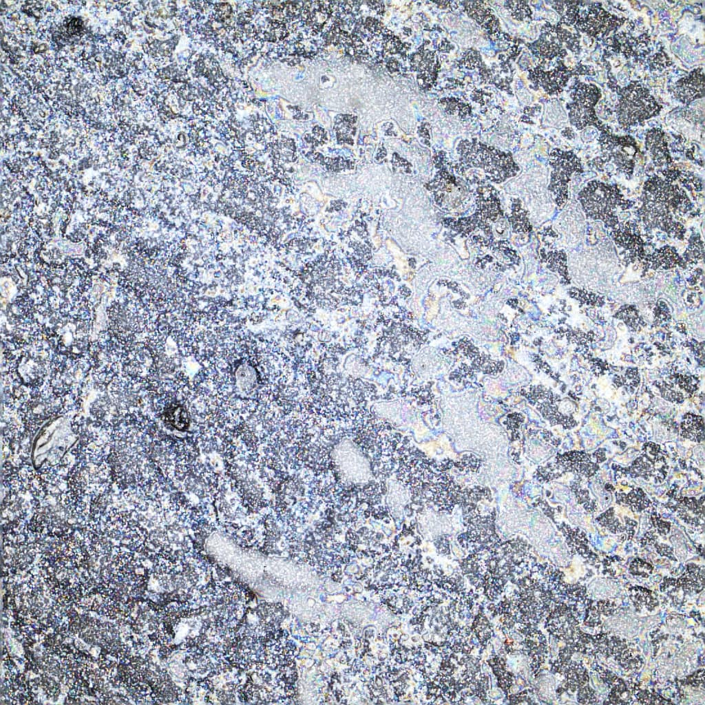 使用顯微鏡對氟材料樣品表面觀察